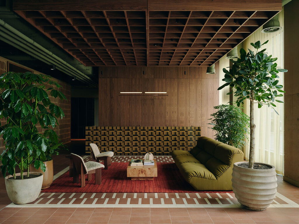 Palm Court, Office Space
