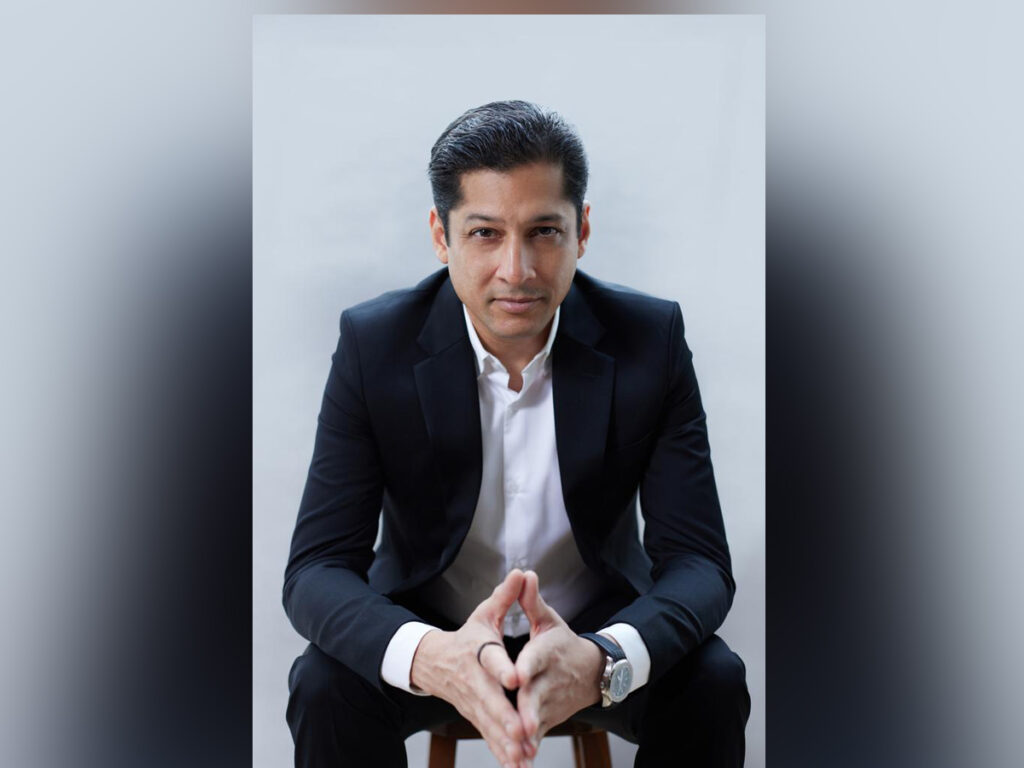Eleganze CEO
