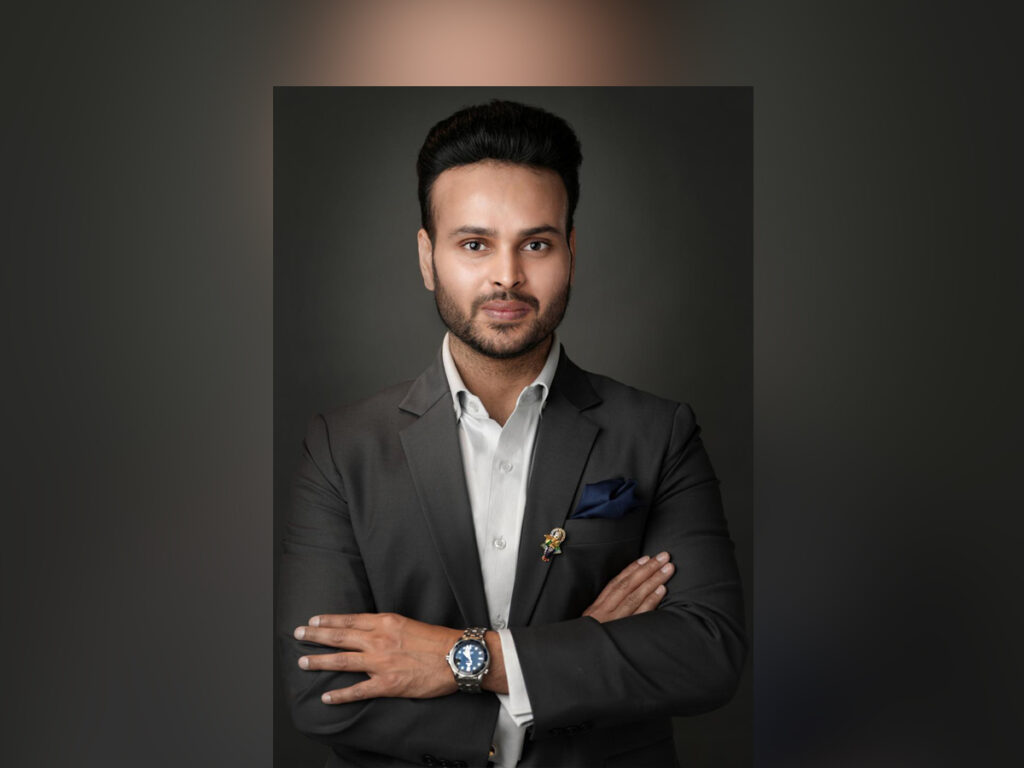 Homebuyers, Mukul, Motiaz